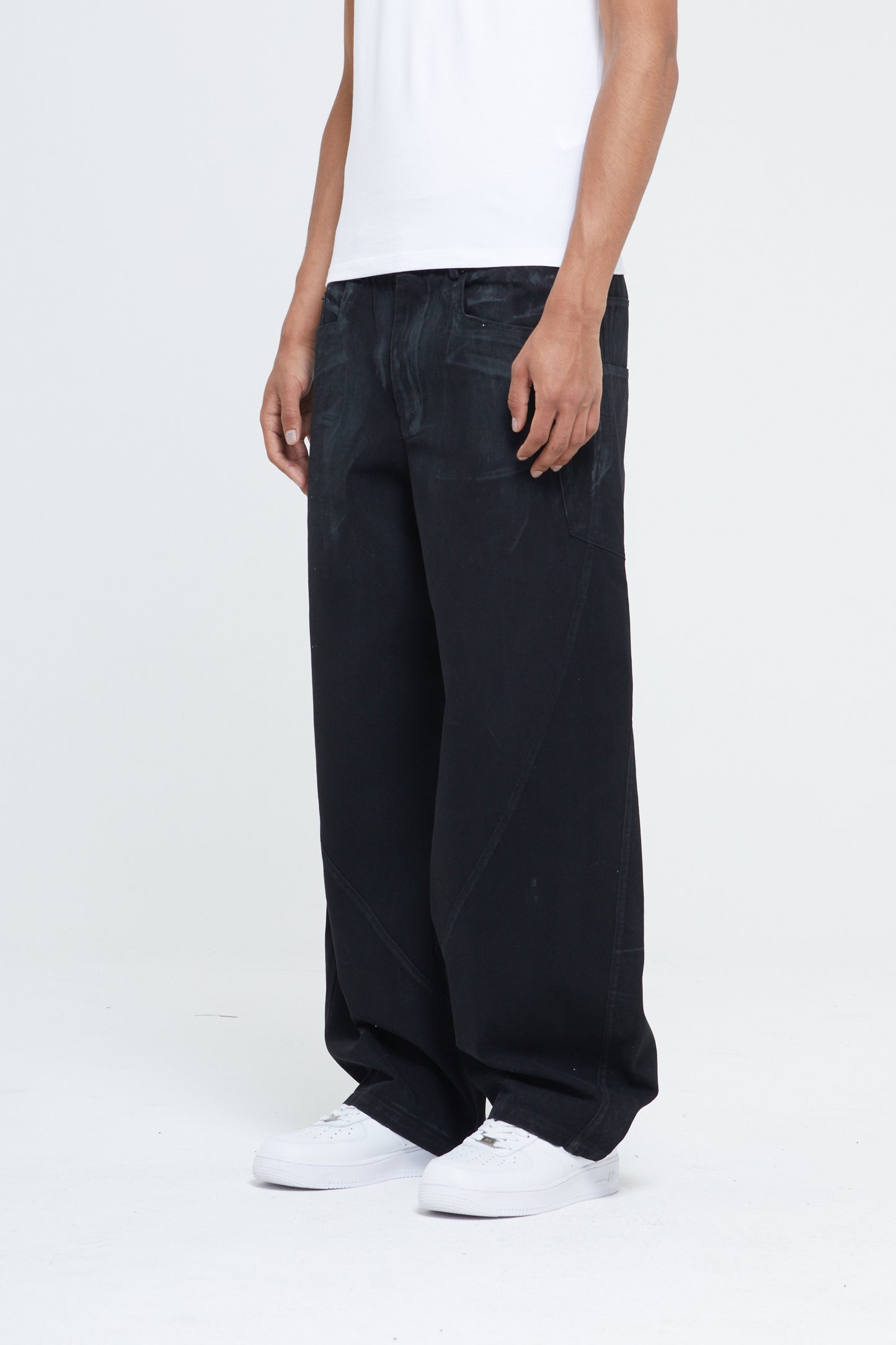 WASHED BAGGY DENIM