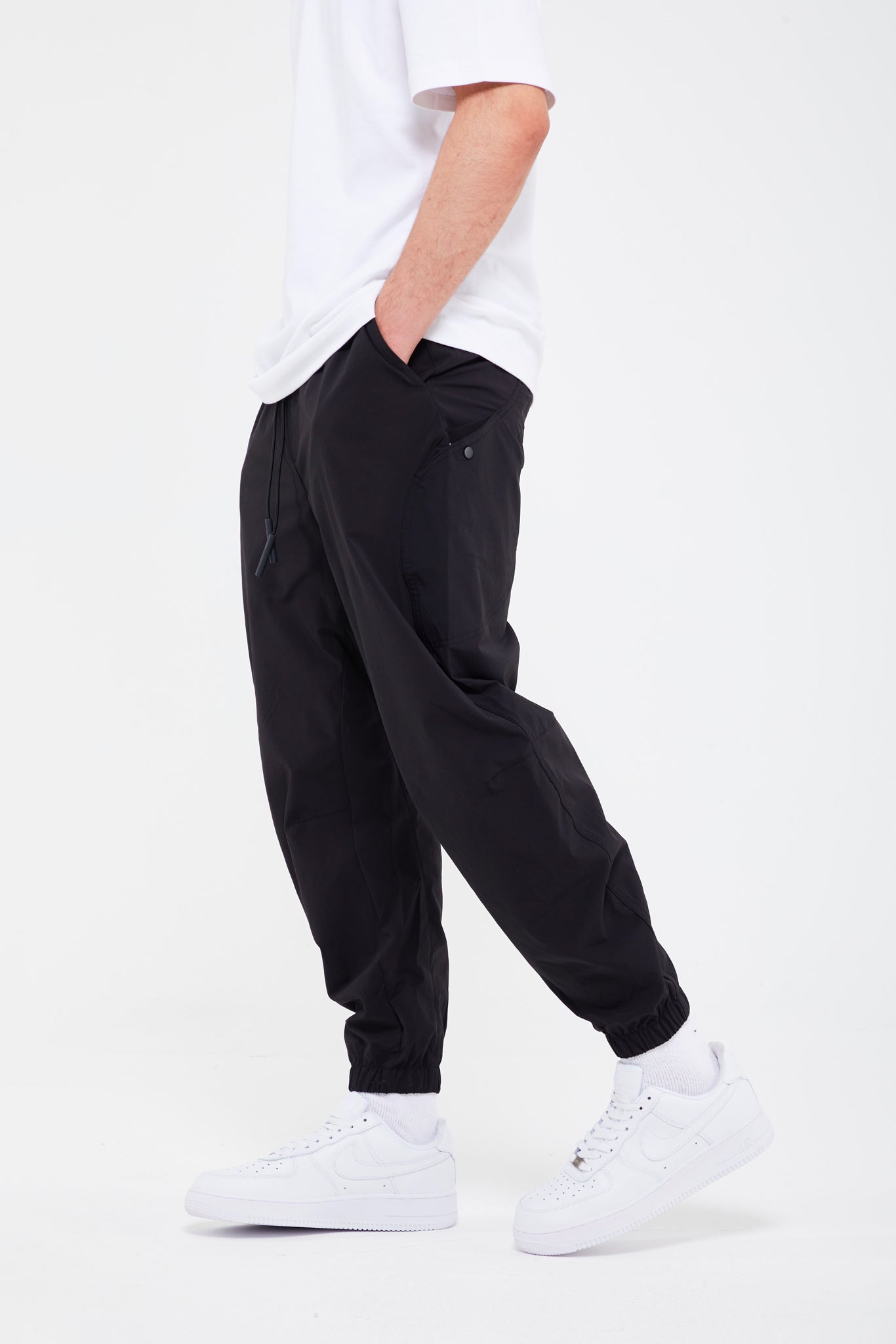 PANTALON CARGO À REVERS