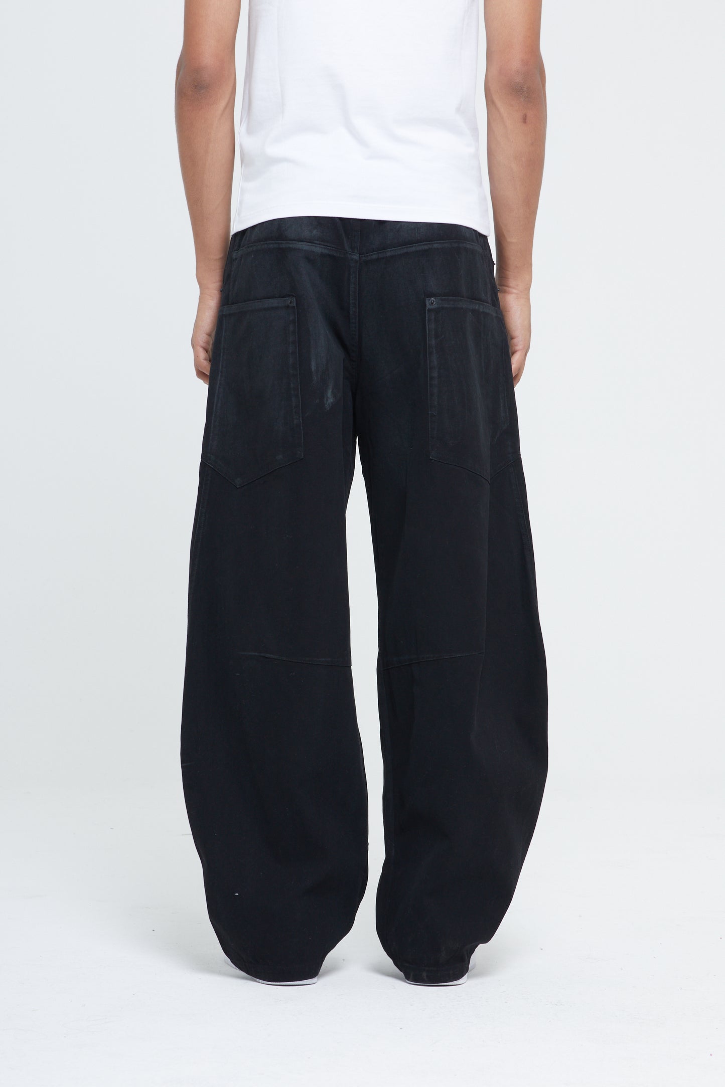 WASHED BAGGY DENIM
