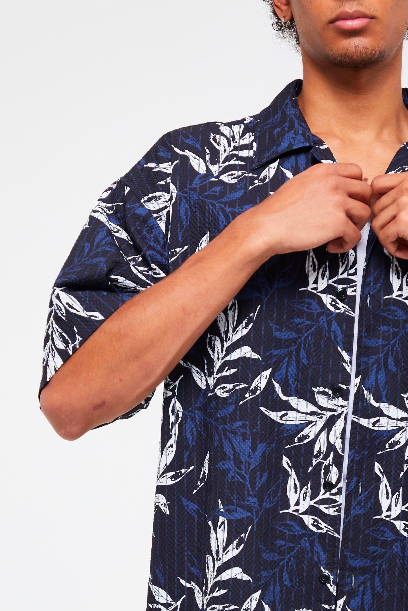CHEMISE À MOTIF