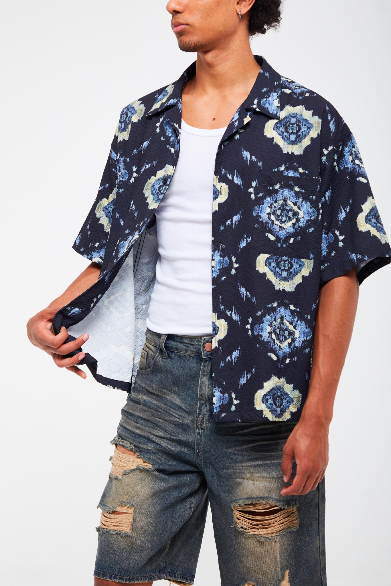 DIAMOND PATTERN SHIRT