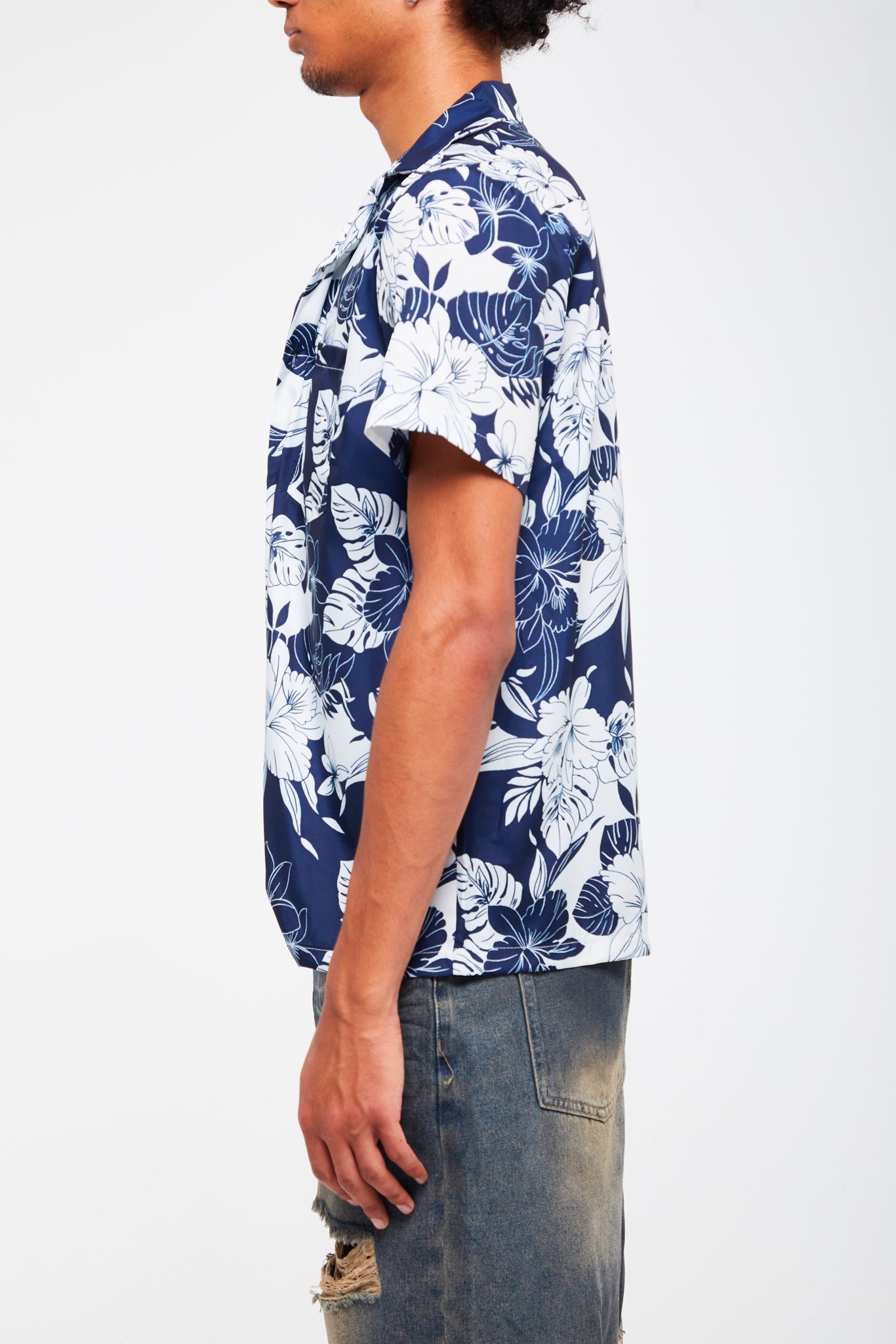CHEMISE À MOTIF HAWAÏEN