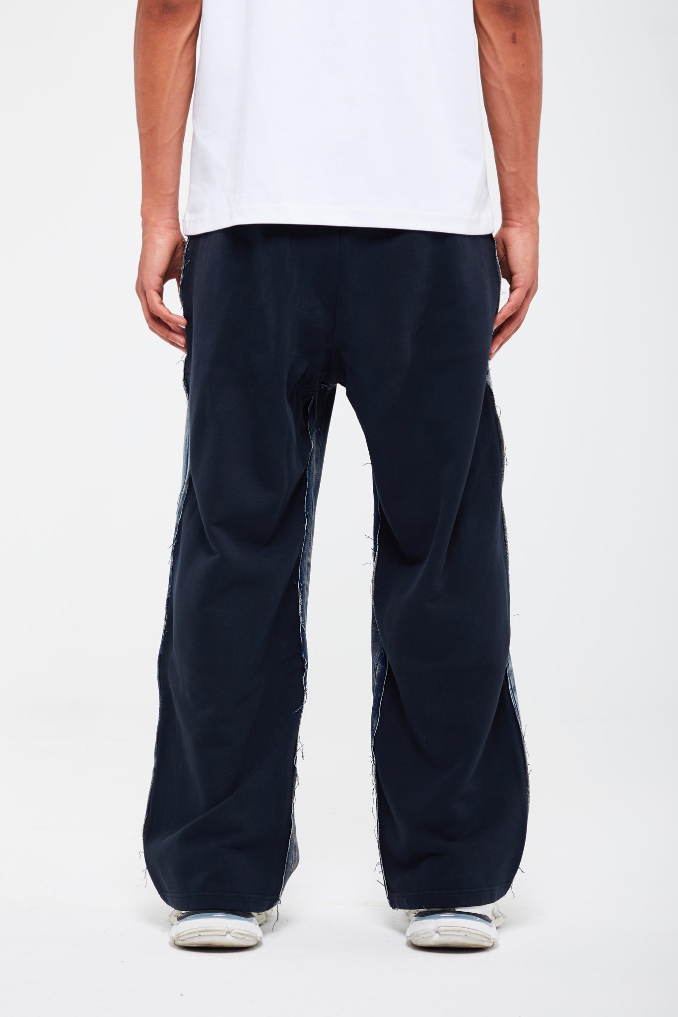 PANTALON DEMI-JEAN DÉLAVÉ