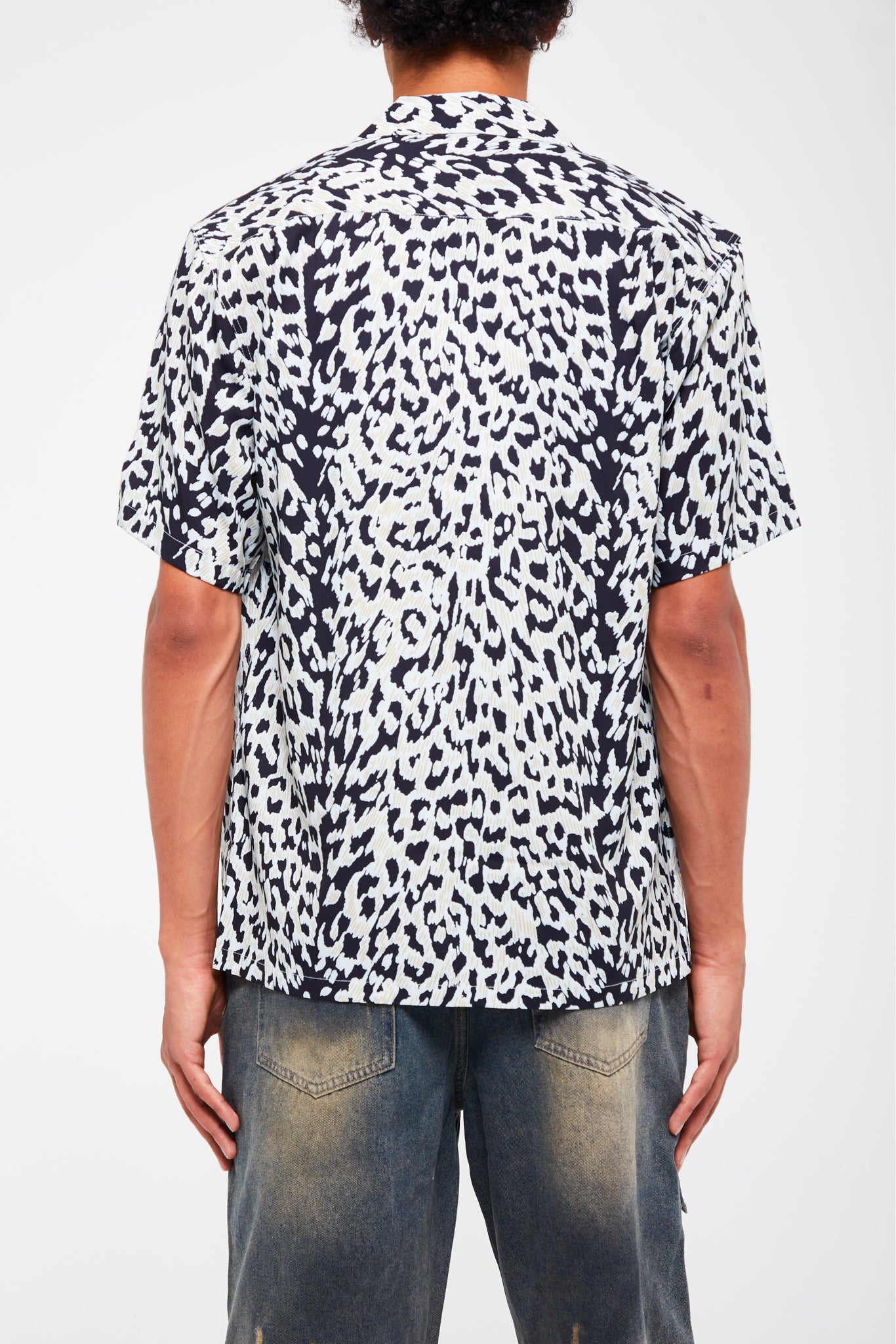 CHEMISE À MOTIF LÉOPARD