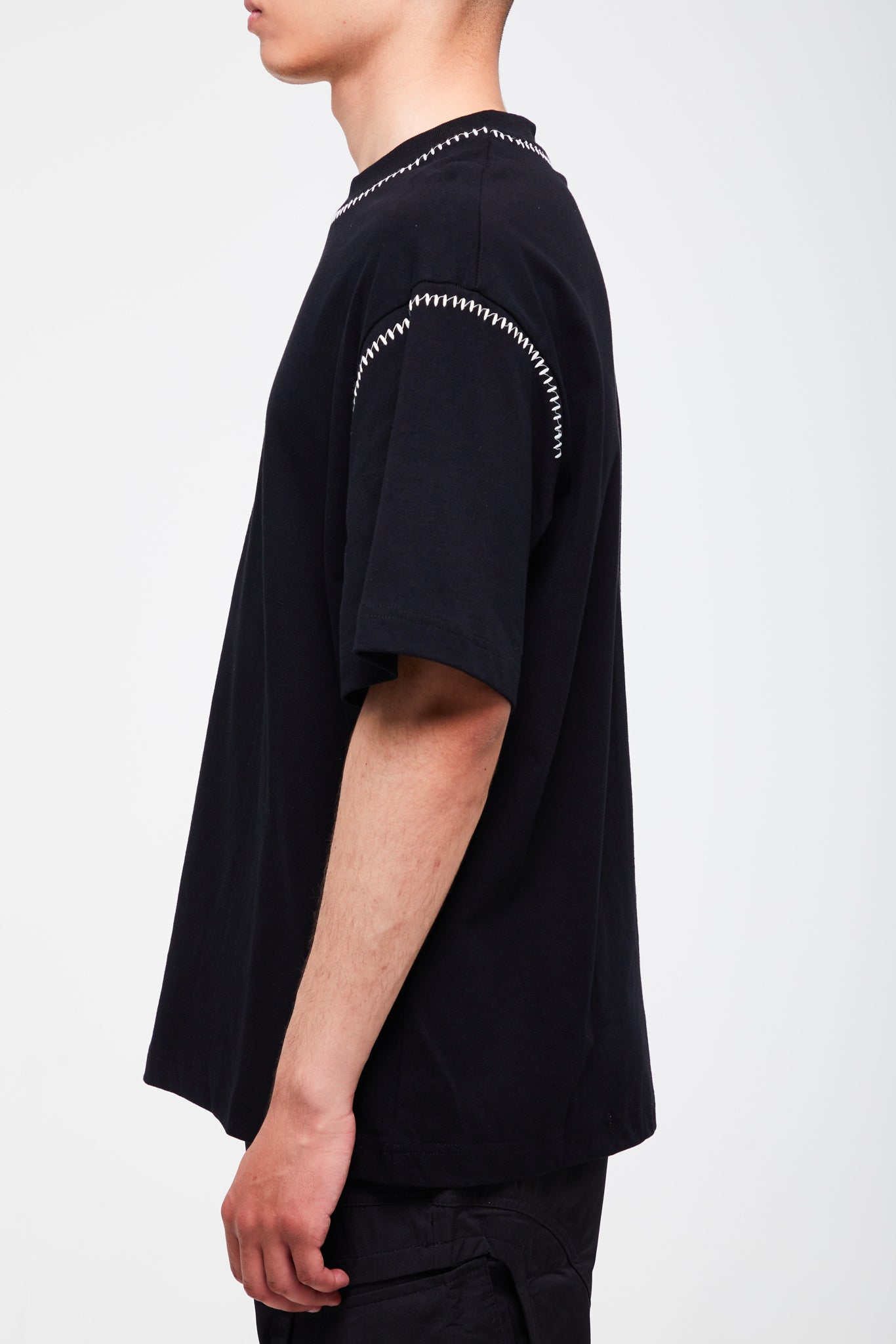 T-SHIRT OVERSIZE À COUTURES