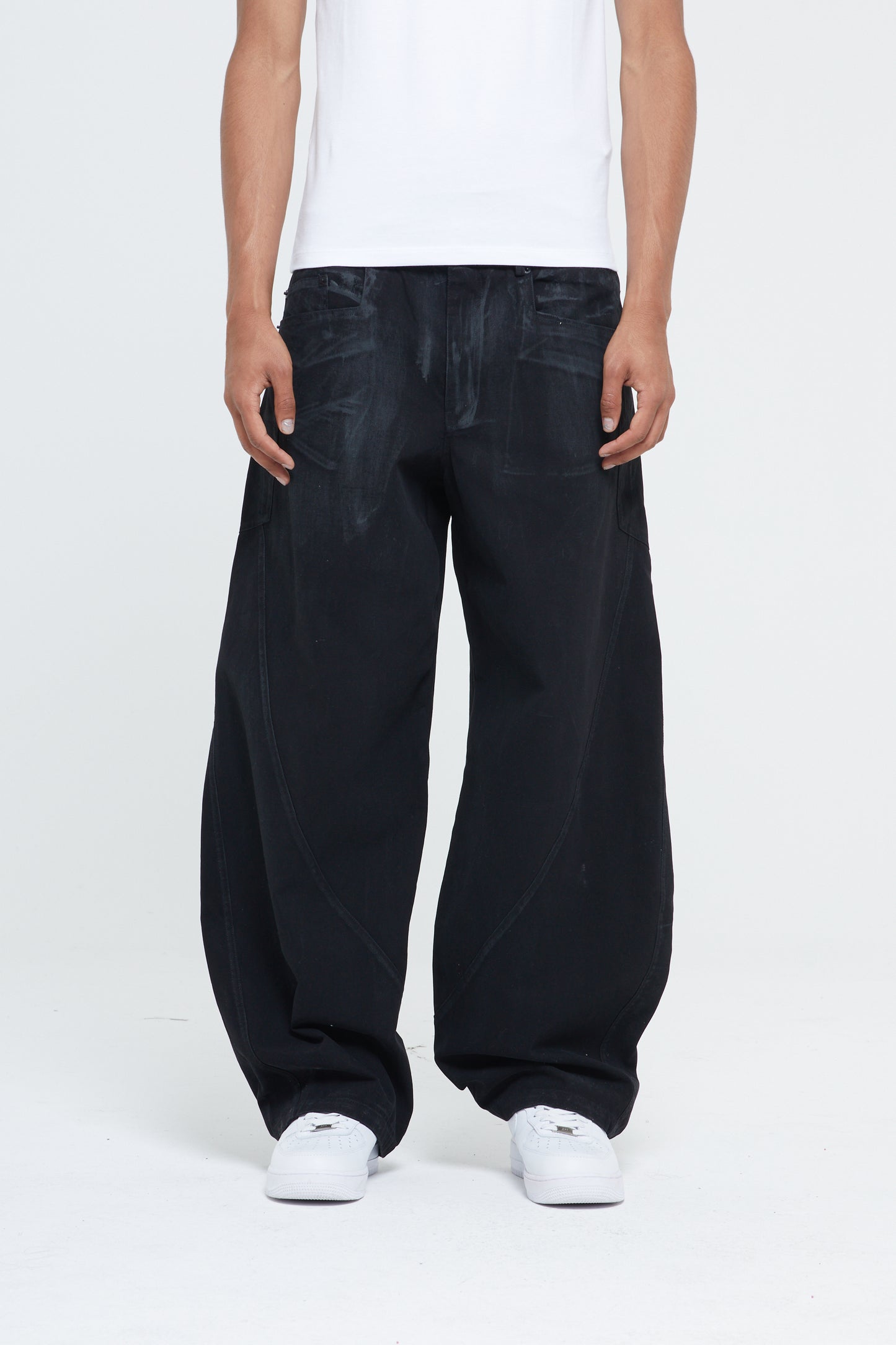WASHED BAGGY DENIM