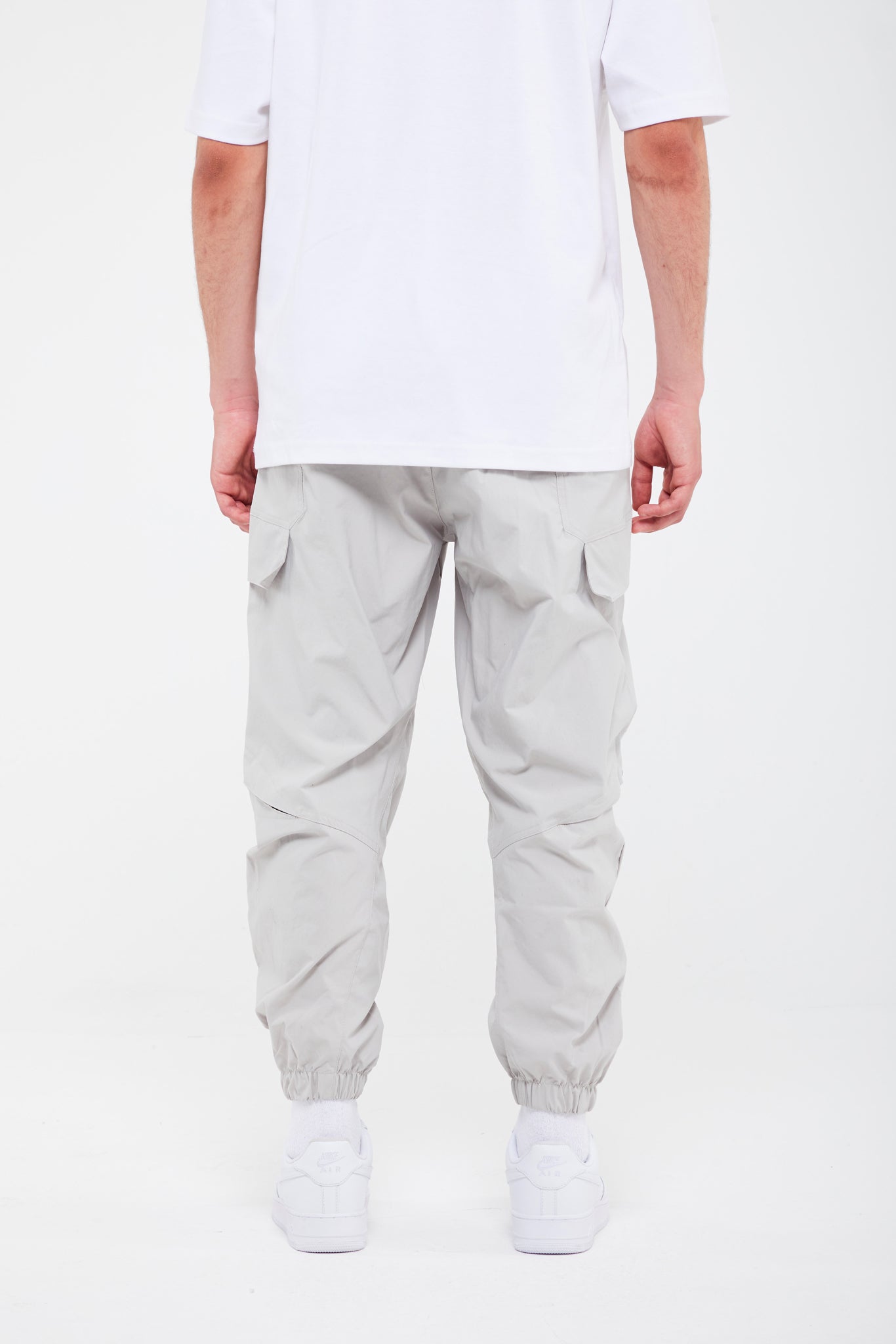 PANTALON CARGO À REVERS