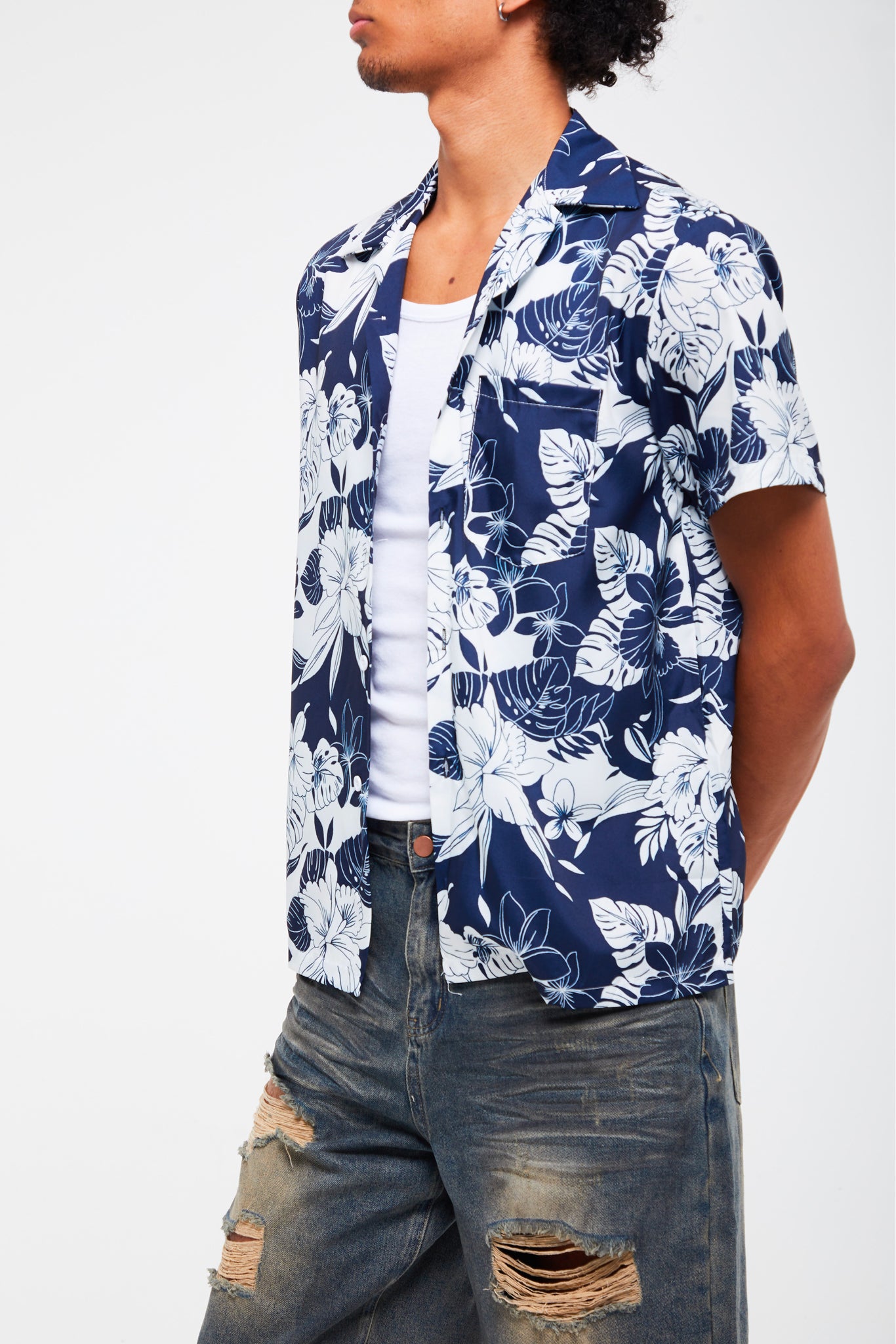 CHEMISE À MOTIF HAWAÏEN
