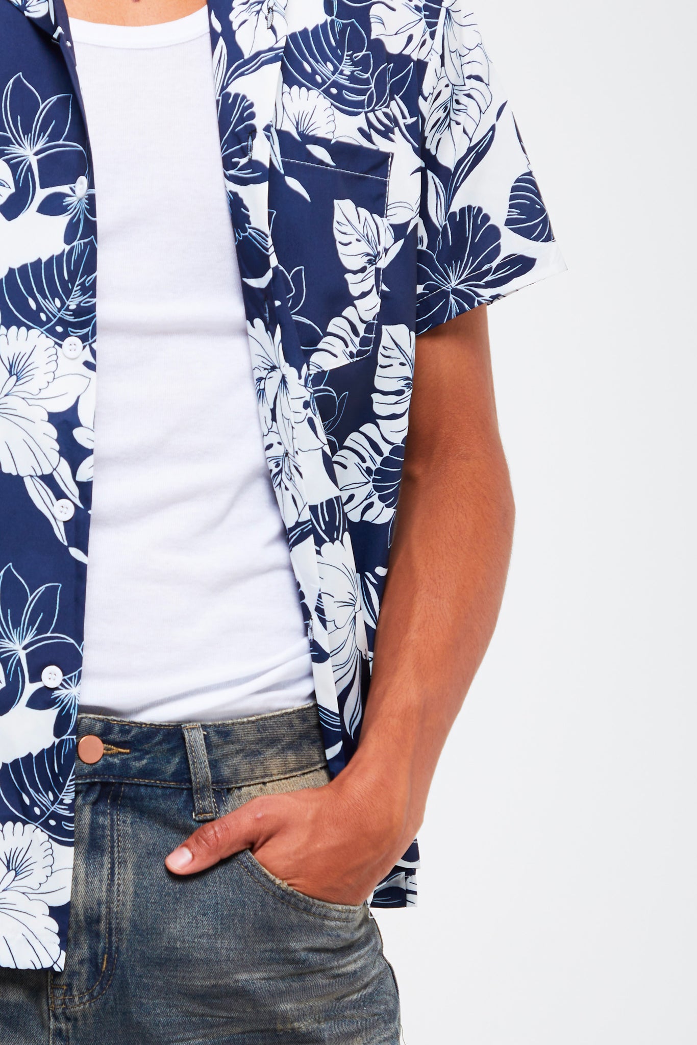 CHEMISE À MOTIF HAWAÏEN