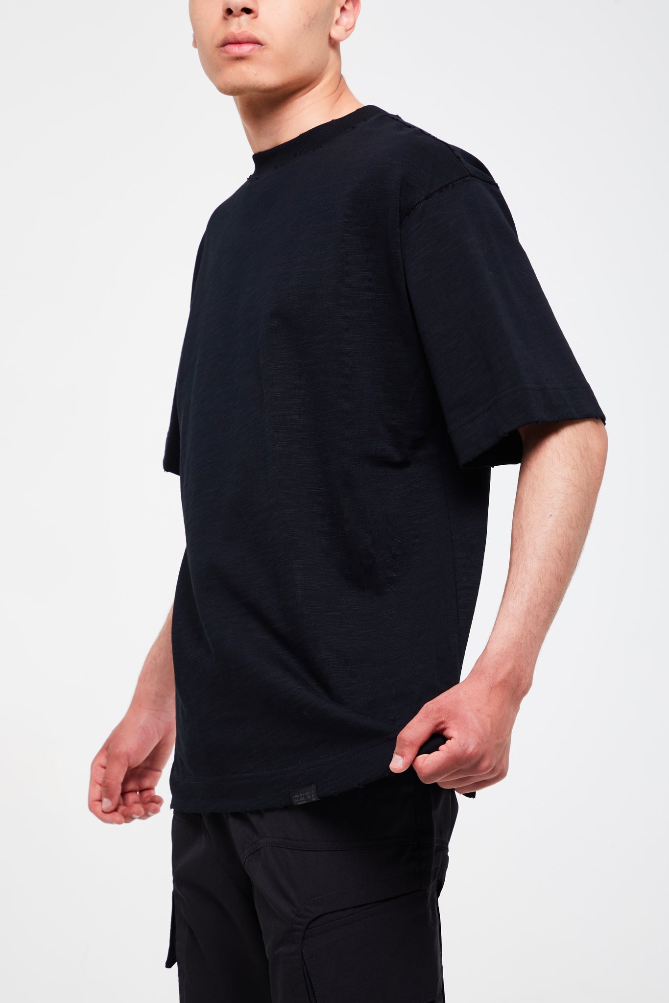 T-SHIRT OVERSIZE À DÉTAILS DÉCHIRÉS